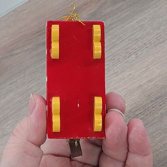 Vintage Avon Gift Collection Wood Ornament Christmas Train Cookie Car - Picture 3 of 4